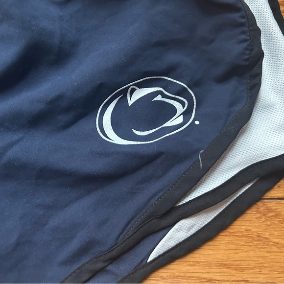 Short athletic shorts - Picture 8 of 8